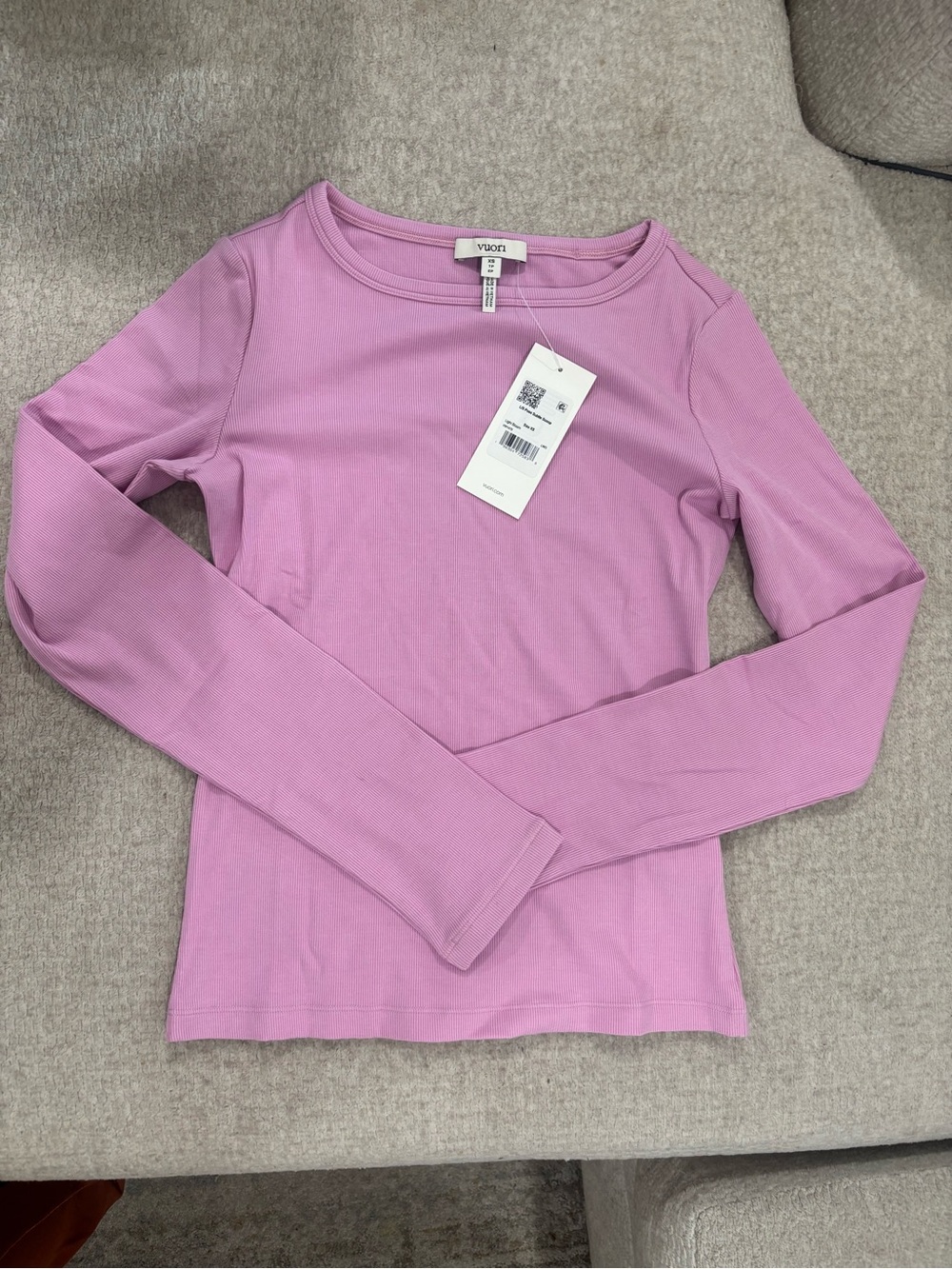 Vuori Lightweight Ribbed Long-Sleeve Top in Lavender Pink